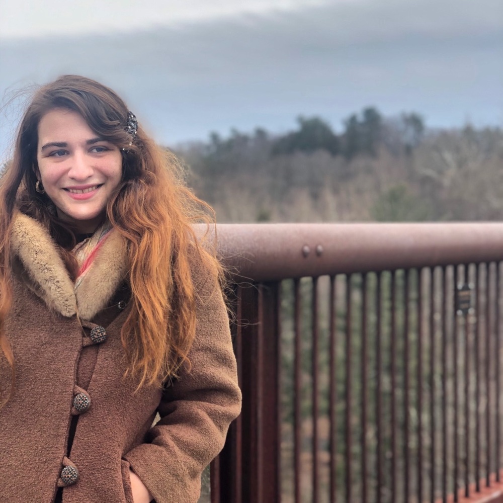 Meet your Posher, Leah